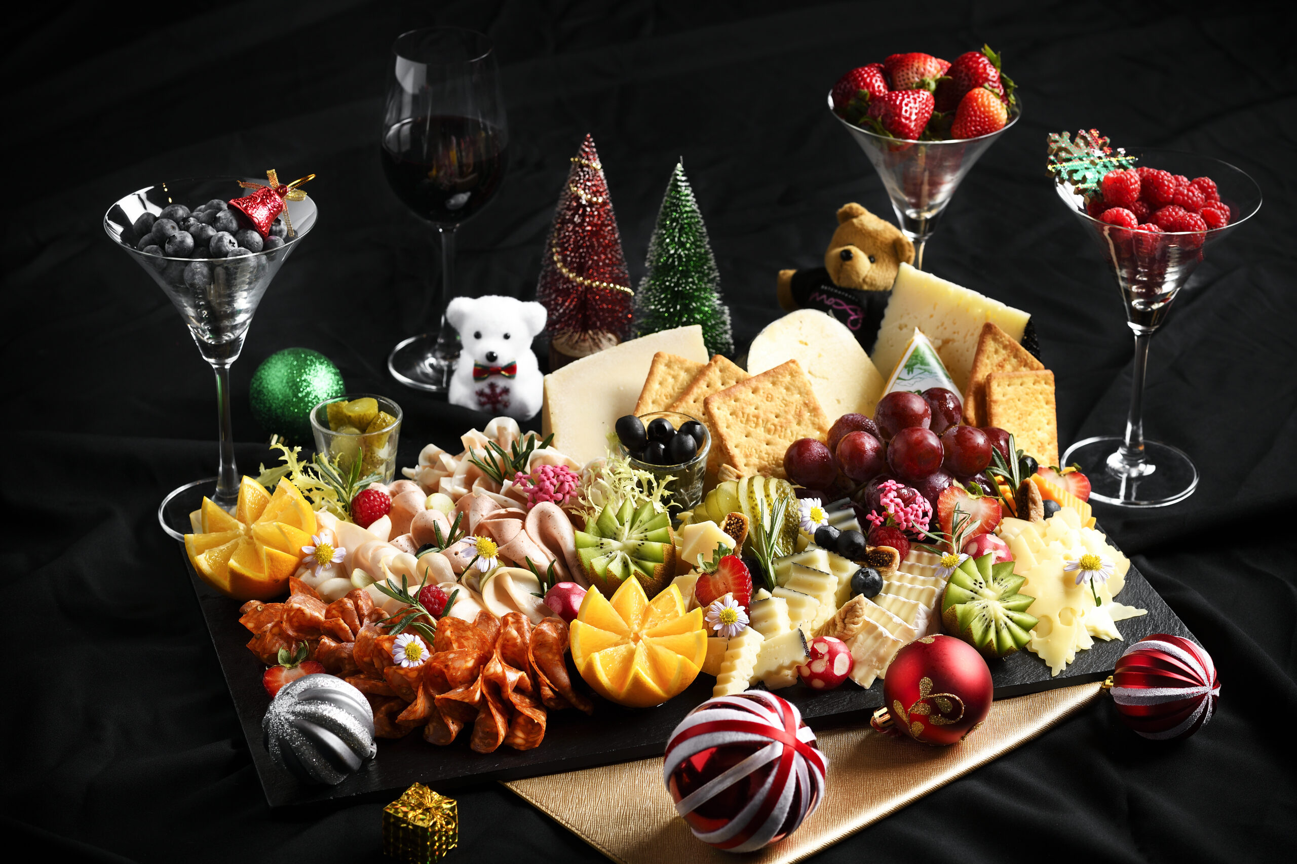 Christmas Eve_Celebrated communual table 01 moxy